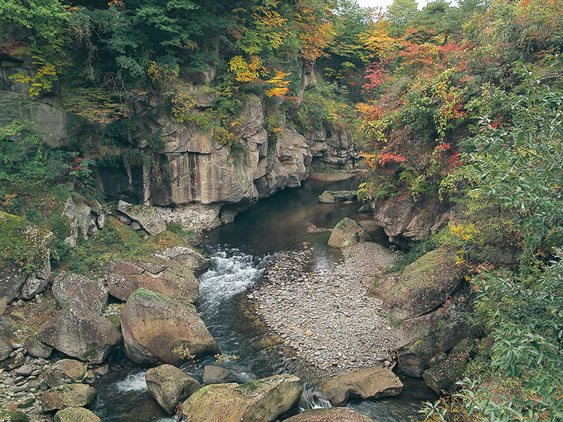 紅葉の磊々峡