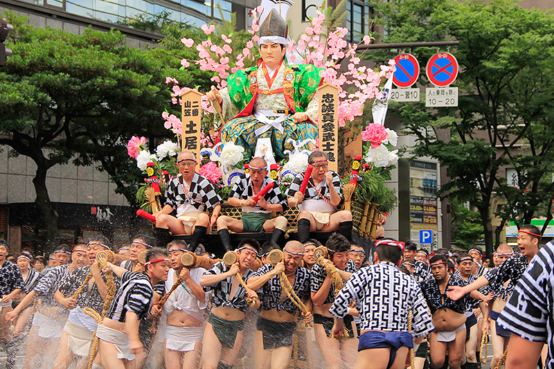 山と呼ばれる神輿